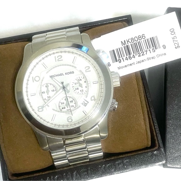 MICHAEL KORS “OVERSIZED RUNWAY” MK8026 SILVER WATCH - Picture 4 of 12